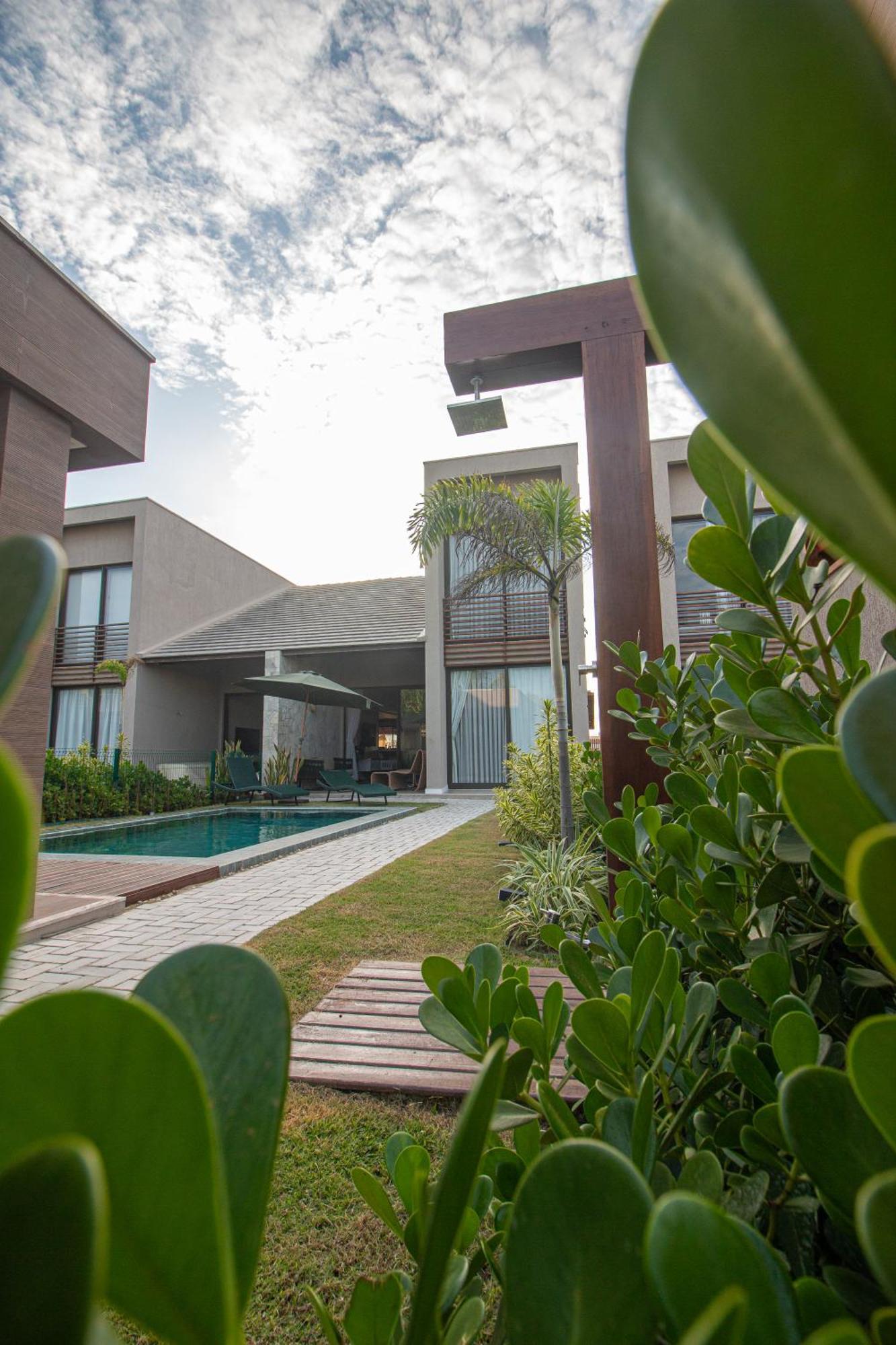 Casa Alto Padrao Beira Mar Ao Lado Do Zorah Beach Trairi - Flecheiras Флешейрас Экстерьер фото